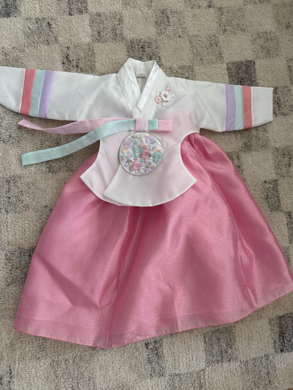 Kids Traditional Hanbok Costume in Pink and White